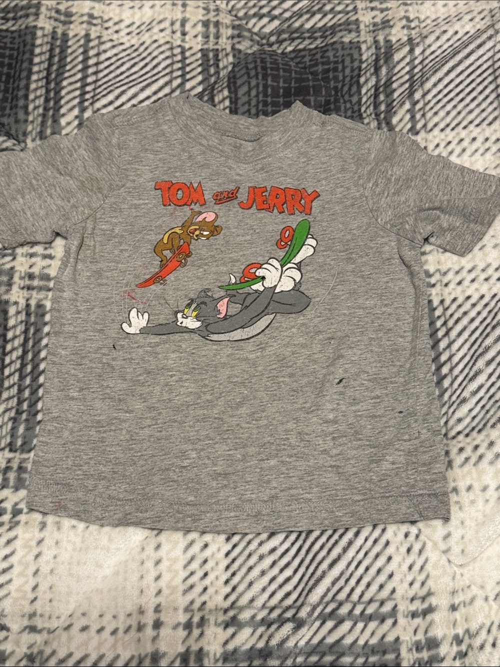 **FREE w/Any Purchase** Tom and Jerry Grey Kids Graphic Tee